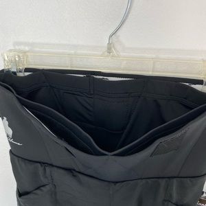 Dene Adams carry conceal leggings